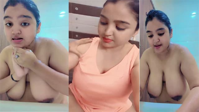 Desi Lady big boobs – showing while bathing video