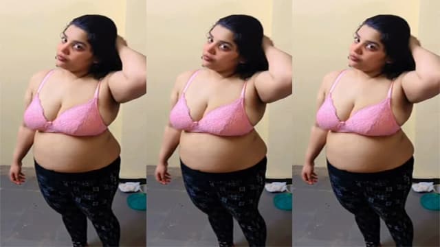 Indian Sexy Chubby Tanker Wife Masturbate