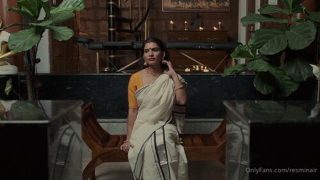 Onlyfans @resminair – Resmi R Nair A Relax Massage Videos HD